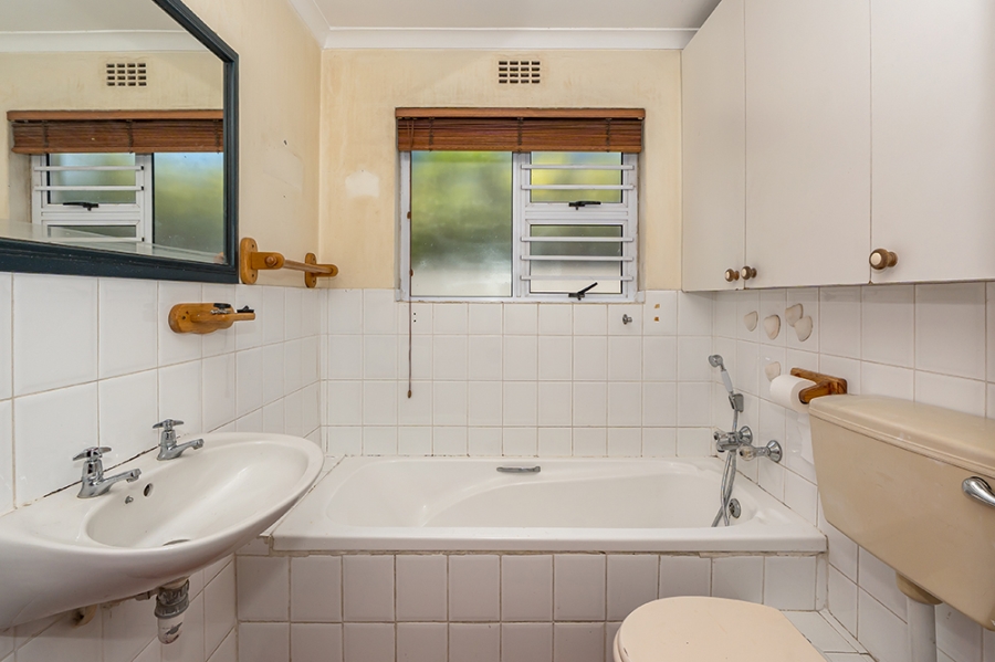 2 Bedroom Property for Sale in Kirstenhof Western Cape